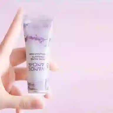 欧舒丹 白色薰衣草身体乳沐浴露套装教礼盒 清爽