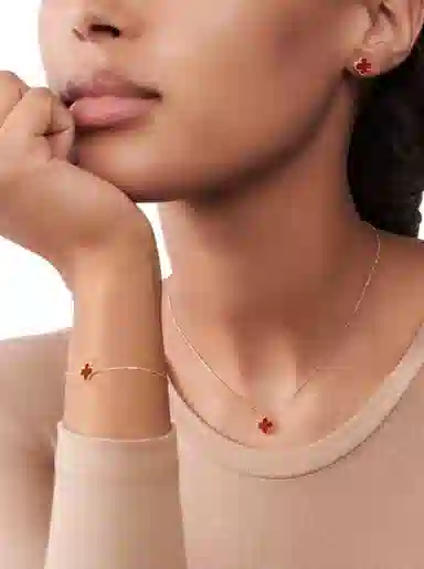 Van Cleef & Arpels Alhambra