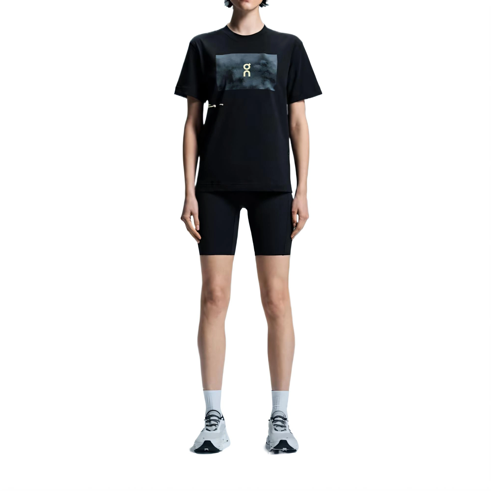 On Graphic-T Cloudlocker T