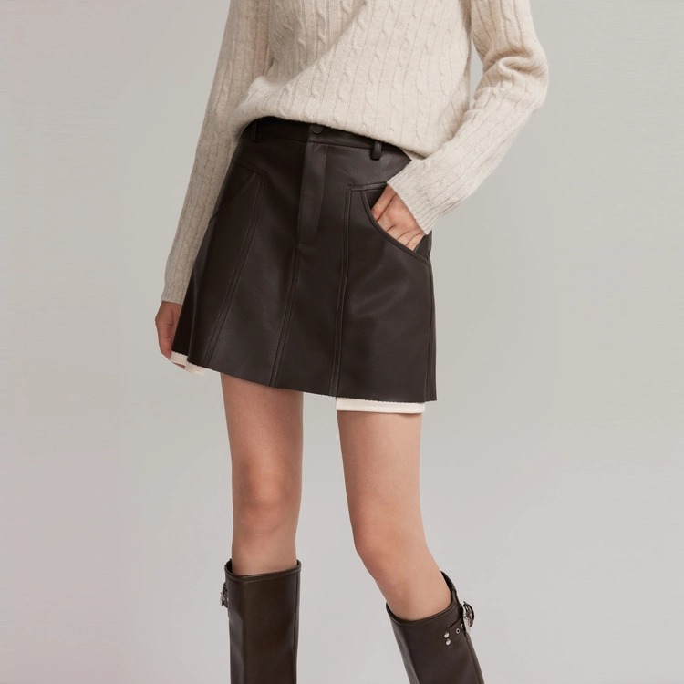 ELLE A