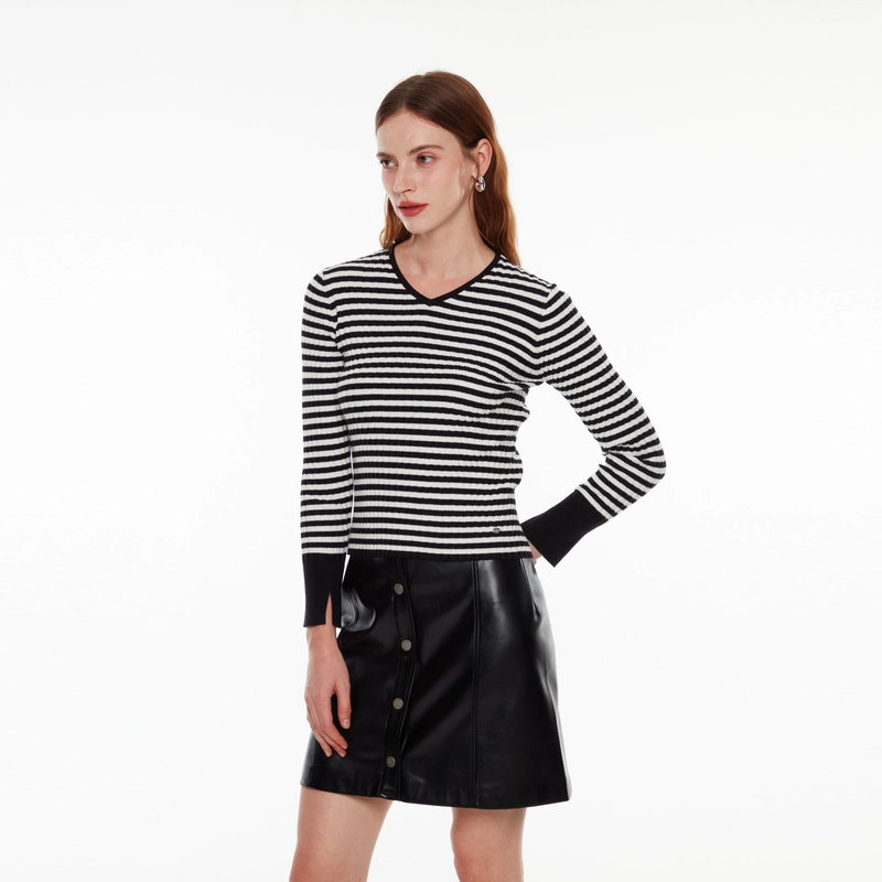 GUESS V