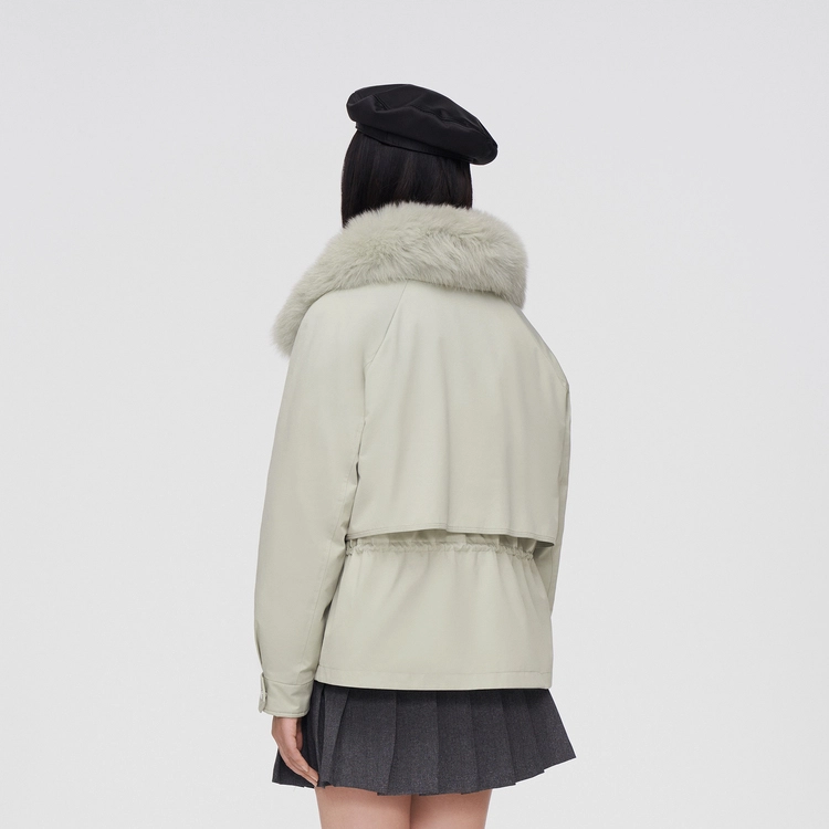 波司登 新款毛领都市休闲户外羽绒服 女款
