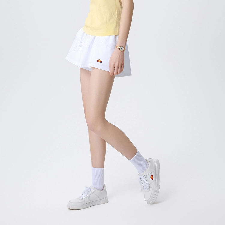 ellesse