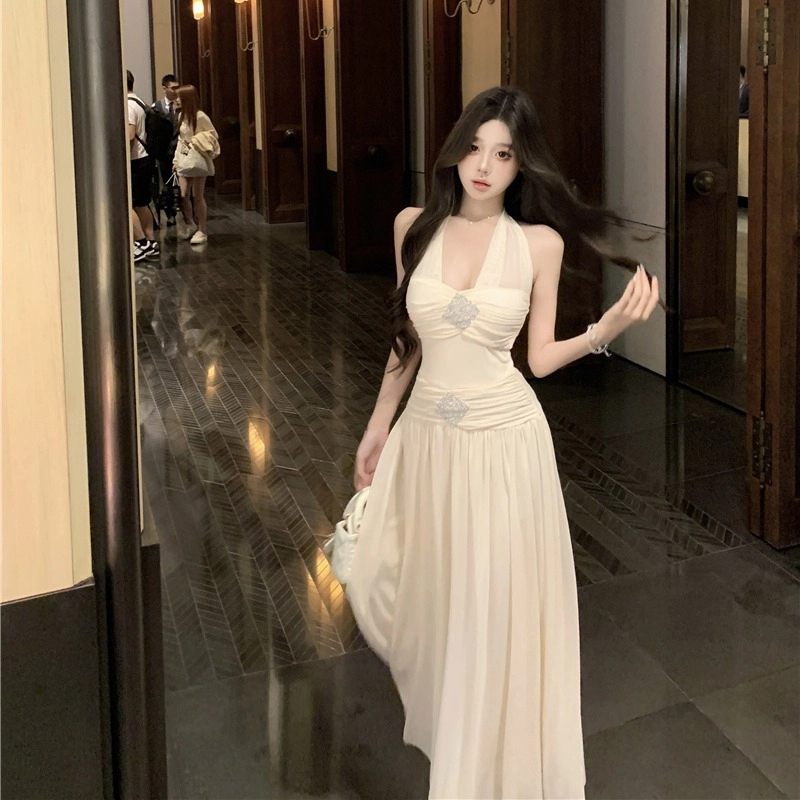 水中花 时尚气质简约优雅无袖连衣裙 女款