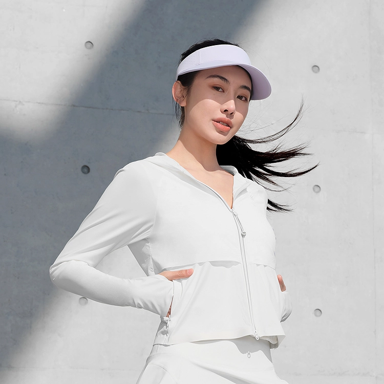 波司登 青春轻户外时尚显瘦 防紫外线防晒服 女款