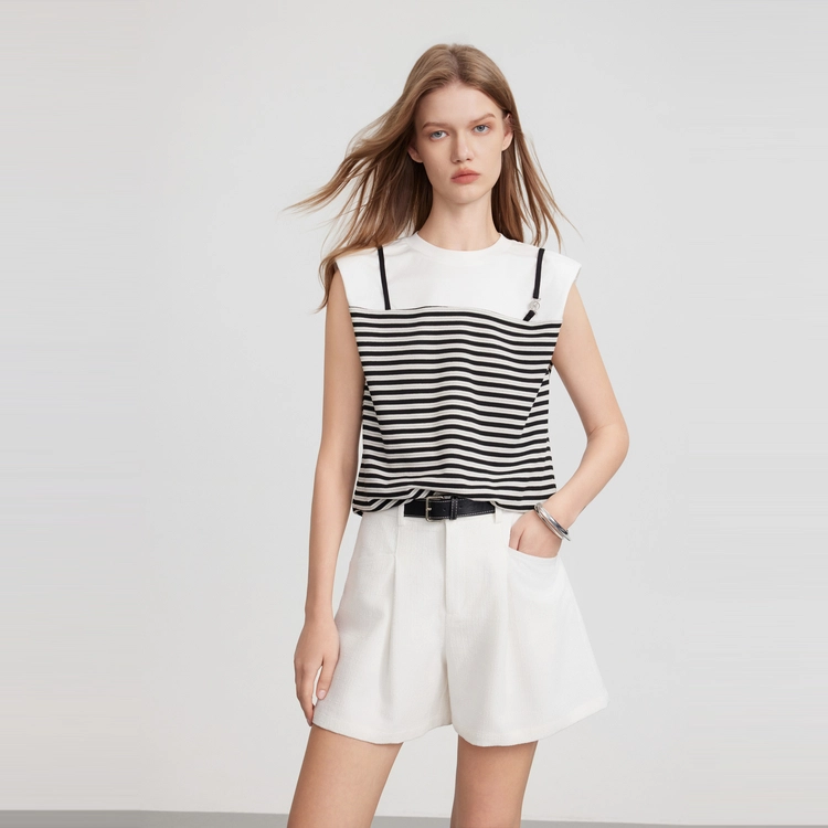 ELLE T