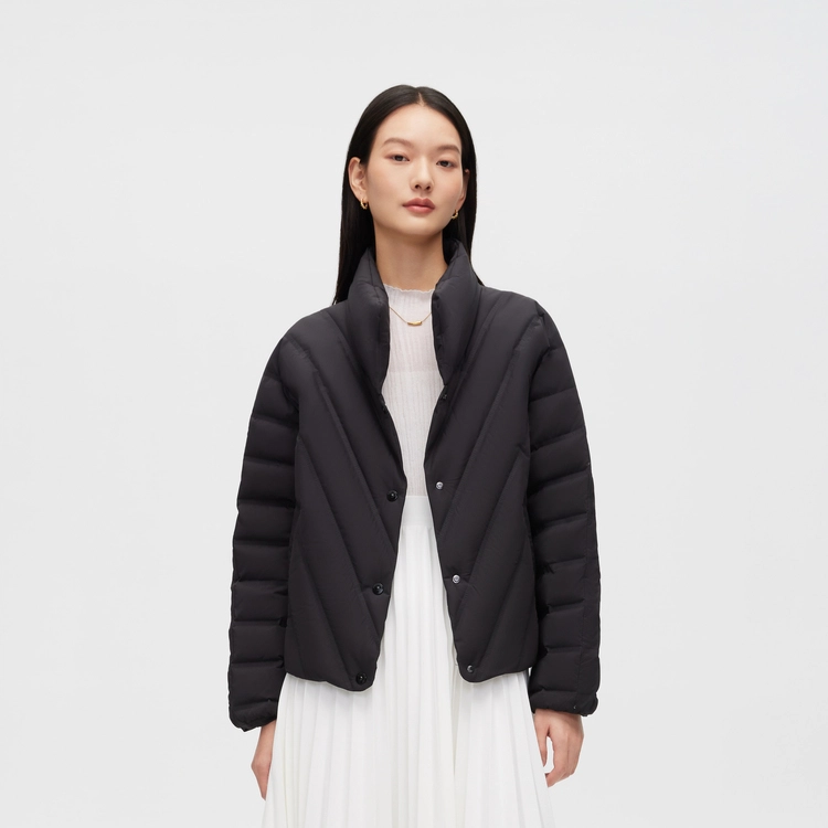 波司登 纯色立领绗缝轻薄短款羽绒服 冬季 女款