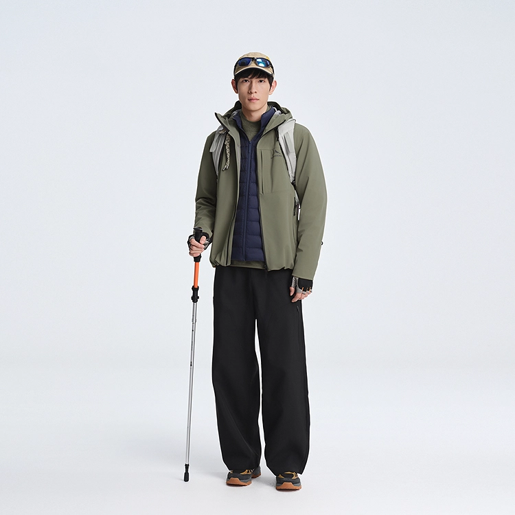 波司登  保暖防寒防泼水透气轻薄 冲锋衣 男款