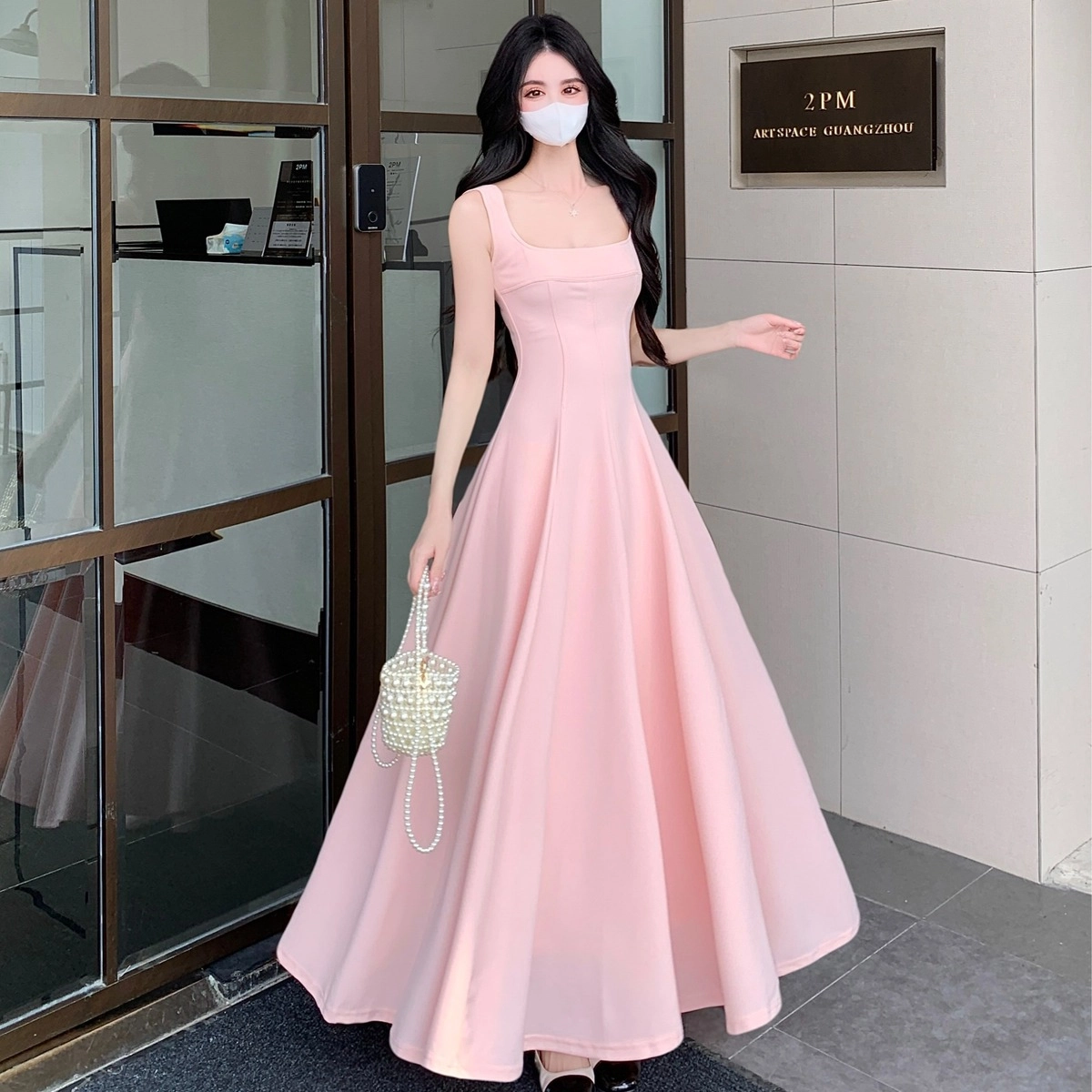 水中花 法式气质收腰显廋高级感氛围大摆吊带大码无袖连衣裙 女款