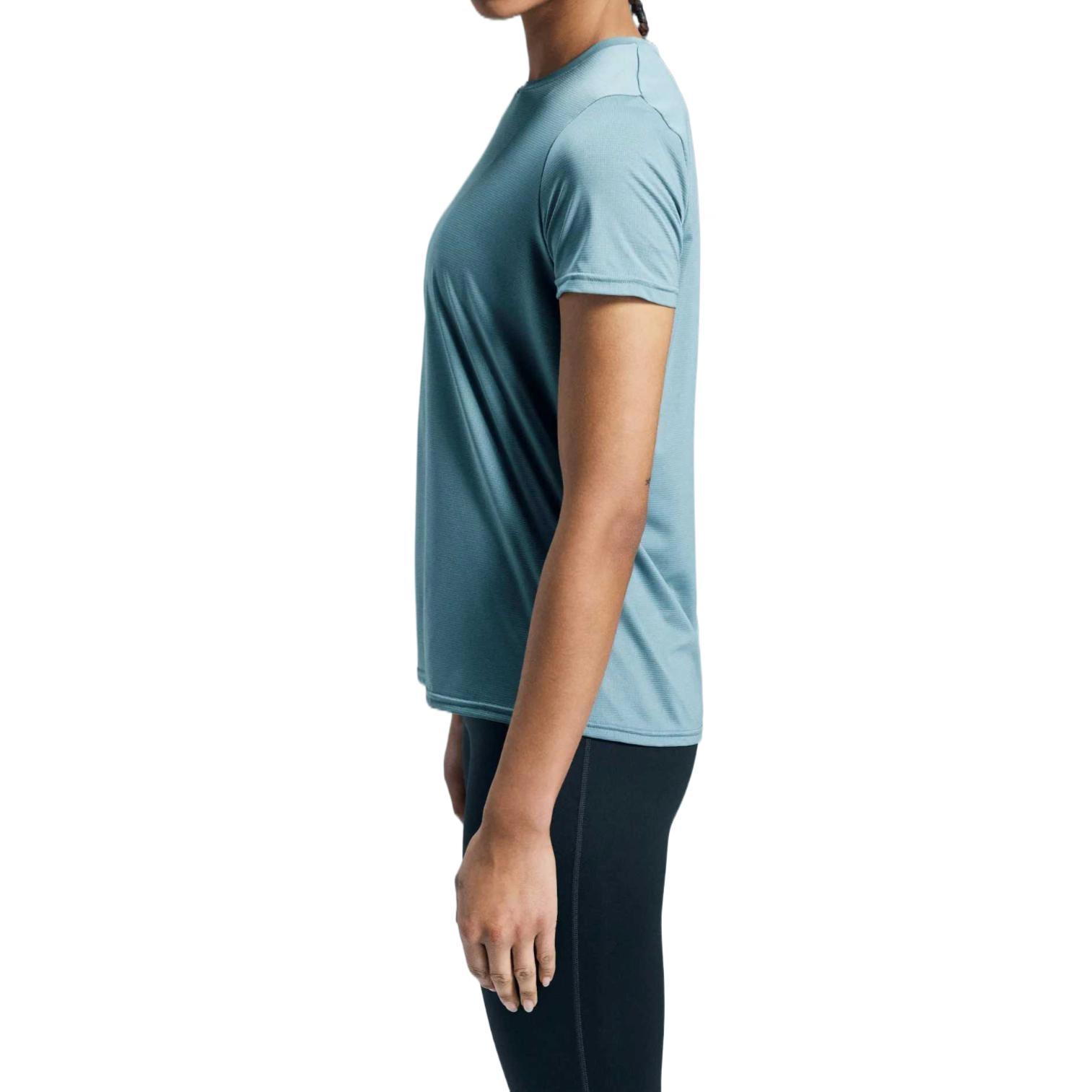 On Core-T logo T