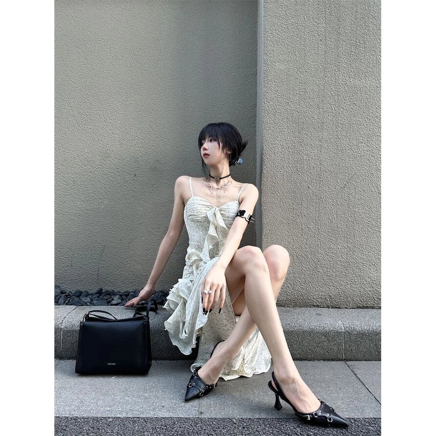 纤丝鸟 甜辣风荷叶边不规则碎花气质仙女沙滩长裙子吊带连衣裙 女款