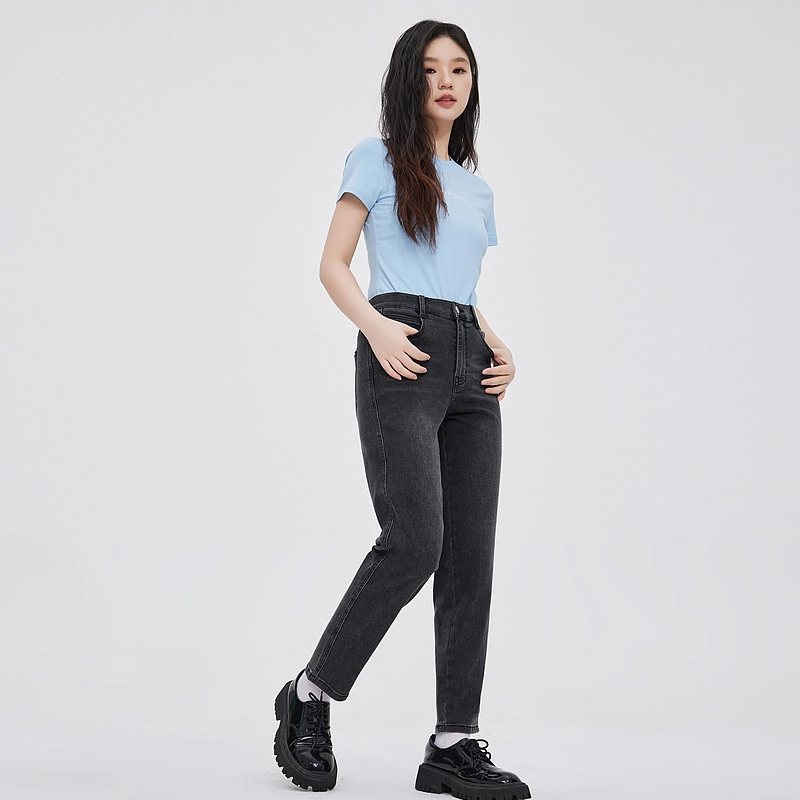 美特斯邦威 高腰水洗撞色线萝卜裤牛仔裤 女款