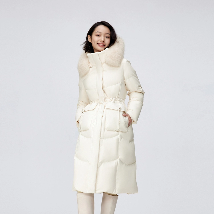 波司登 长款过膝时尚保暖收腰羽绒服 女款