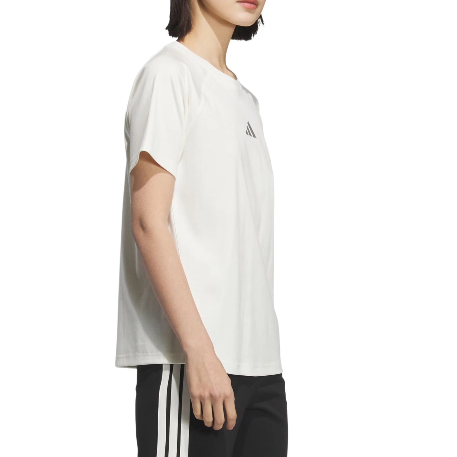 adidas MUST HAVES T