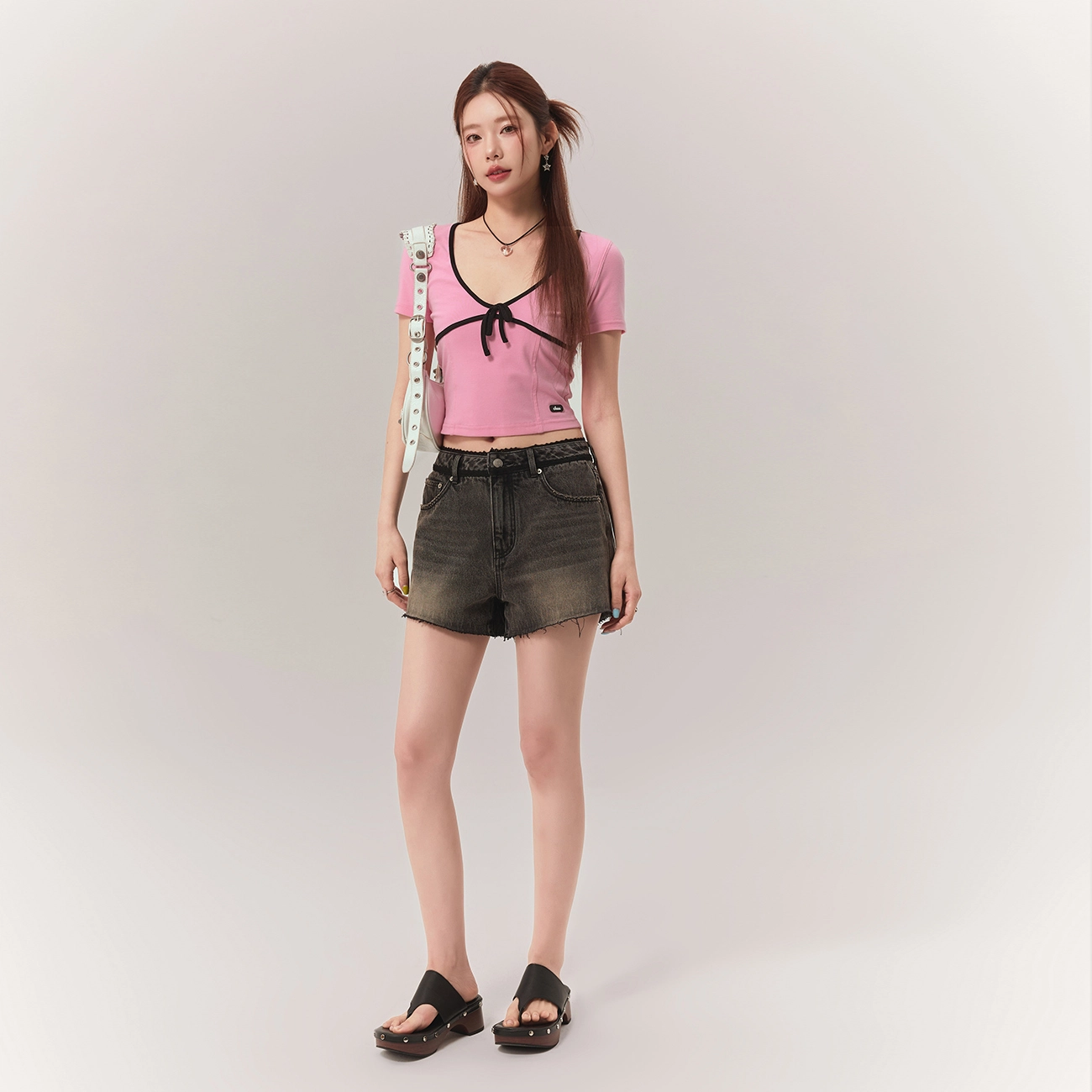 CHUU V 2024T