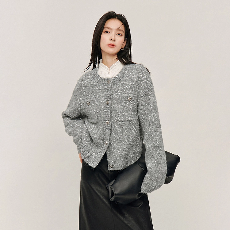 茵曼 小香风圆领宽松休闲开衫长袖毛衣 女款 花灰色
