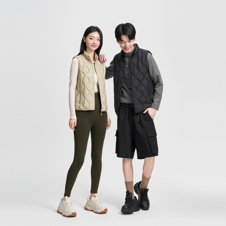 波司登 轻暖系列 新款山系男女同款情侣薄款保暖宽松立领纯色葫芦纹马甲羽绒服 女款