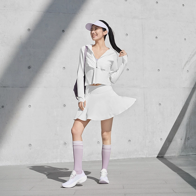 波司登 青春轻户外时尚显瘦 防紫外线防晒服 女款