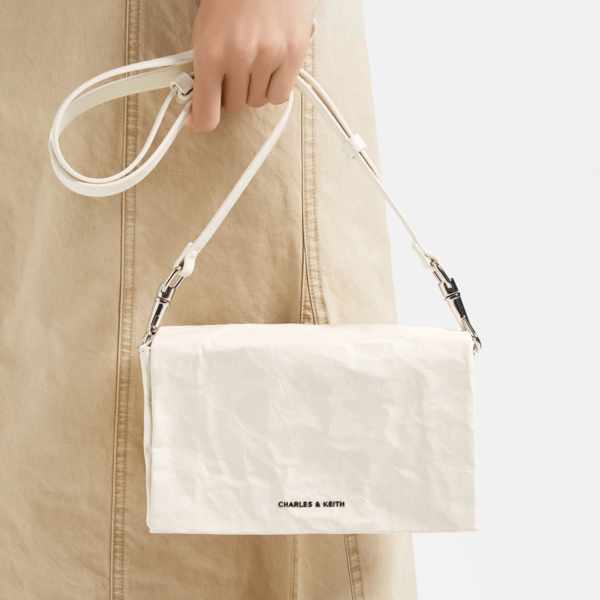 CHARLESKEITH ck Jet BlackCreamSilver