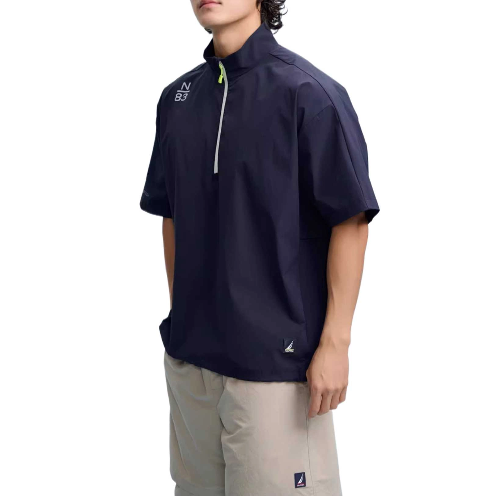 NAUTICA T