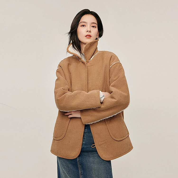 茵曼 复古两面穿宽松翻领开衫截短外套 女款 卡其灰
