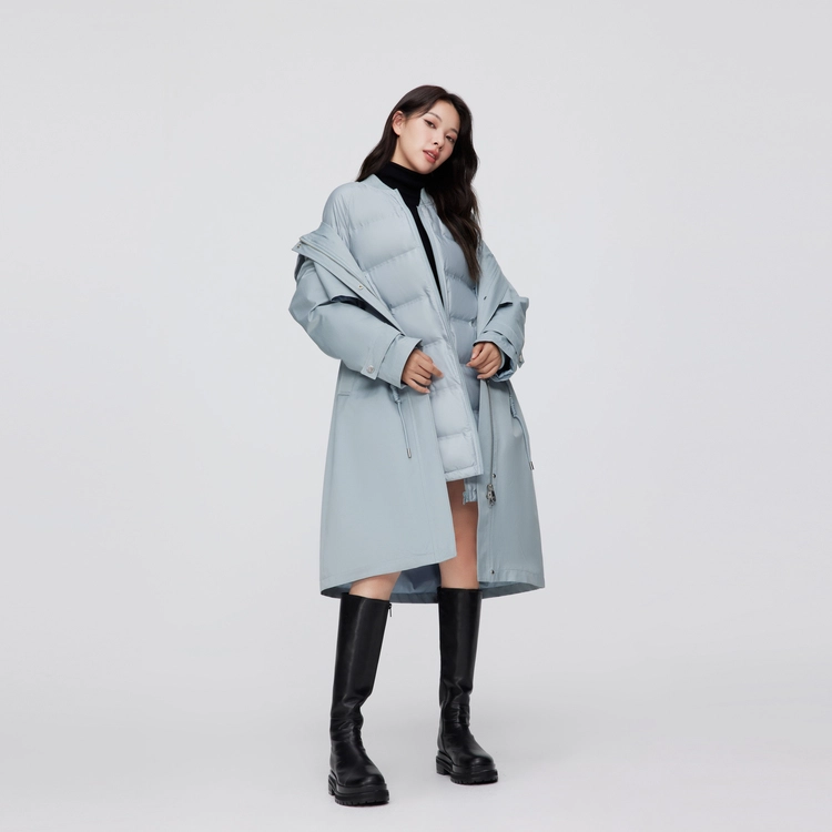波司登 三合一貉子毛领连帽腰部抽绳长款派克羽绒服 女款