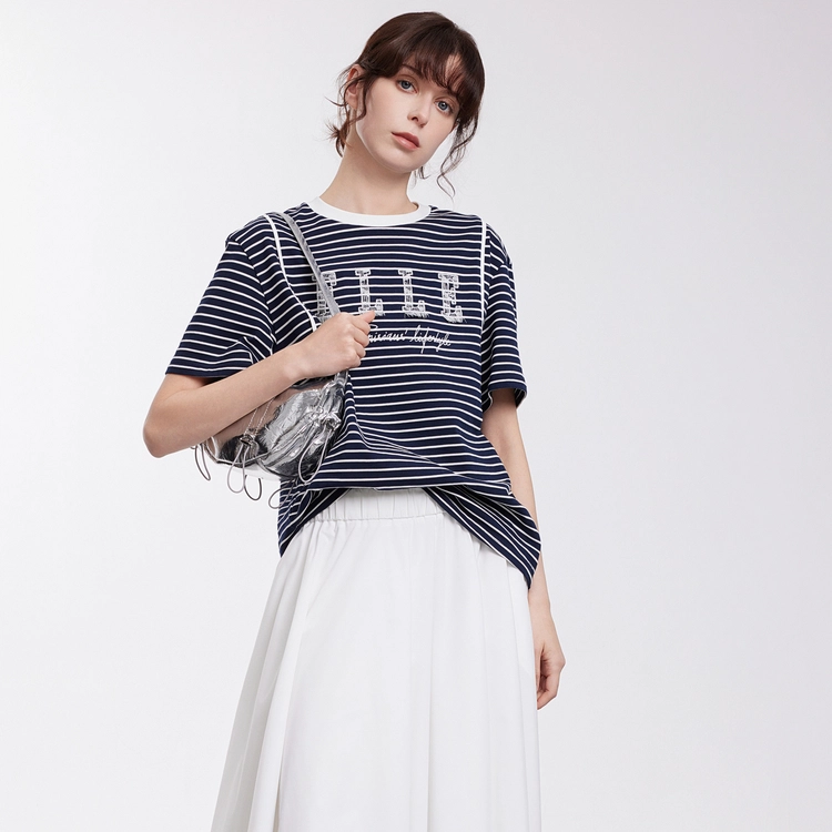 ELLE T
