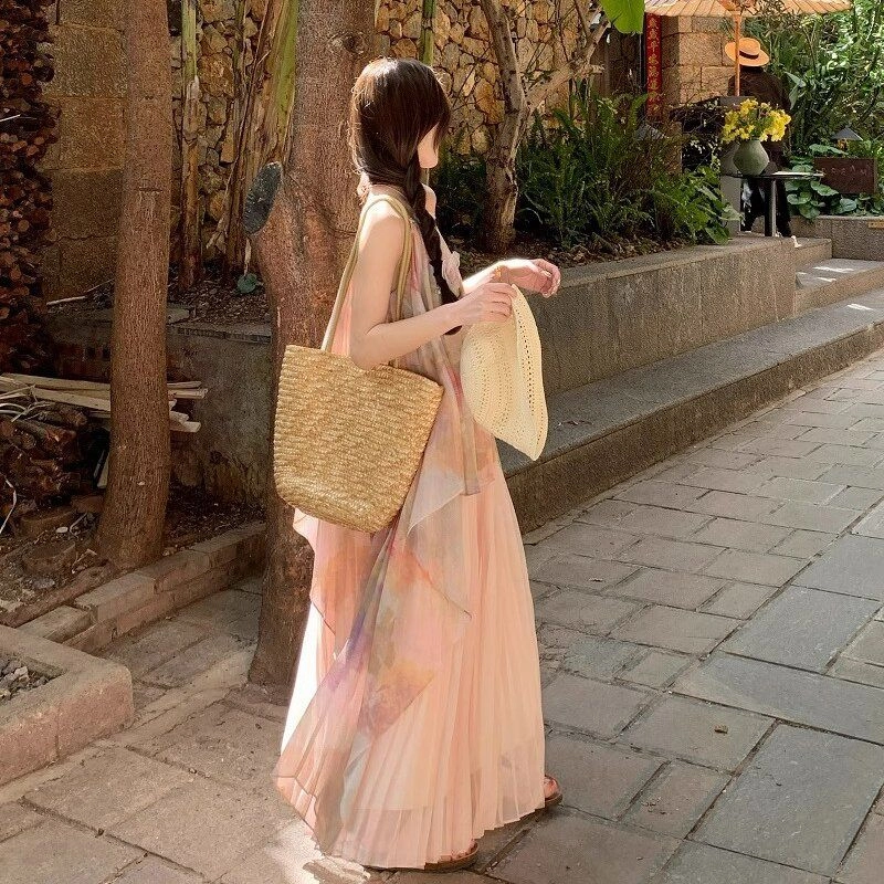 纤丝鸟 温柔气质度假风不规则法式时尚吊带连衣裙 女款