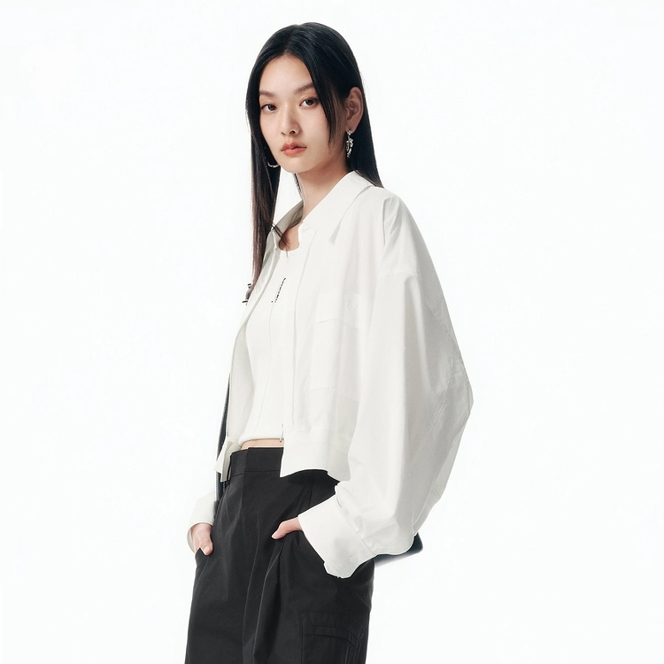 太平鸟 百搭简洁时尚拉链式翻领短款长袖衬衫 女款