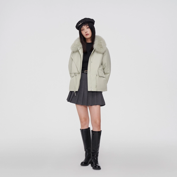 波司登 新款毛领都市休闲户外羽绒服 女款