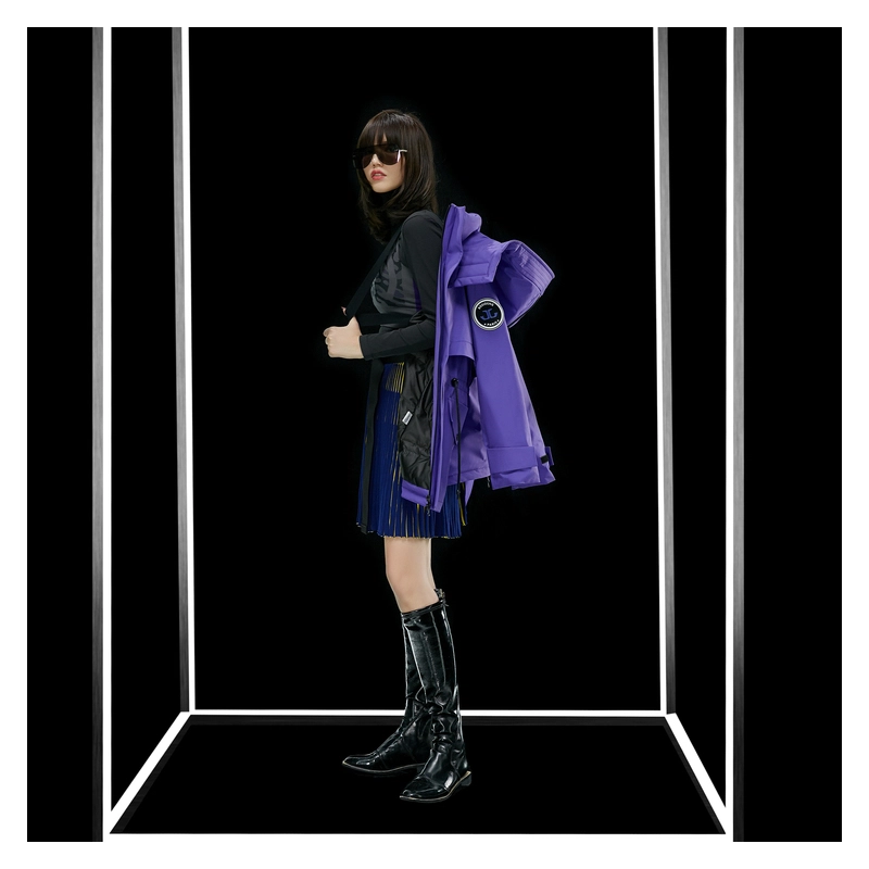 波司登 中长款防风保暖防泼水连帽抽绳收腰羽绒服 女款