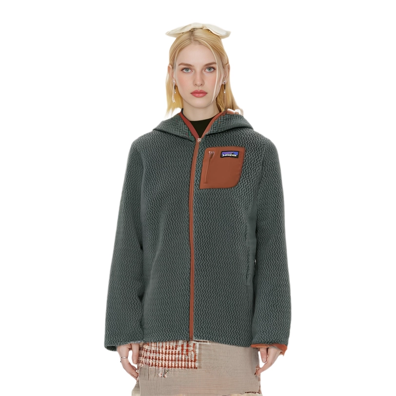 patagonia R1 Air Logo