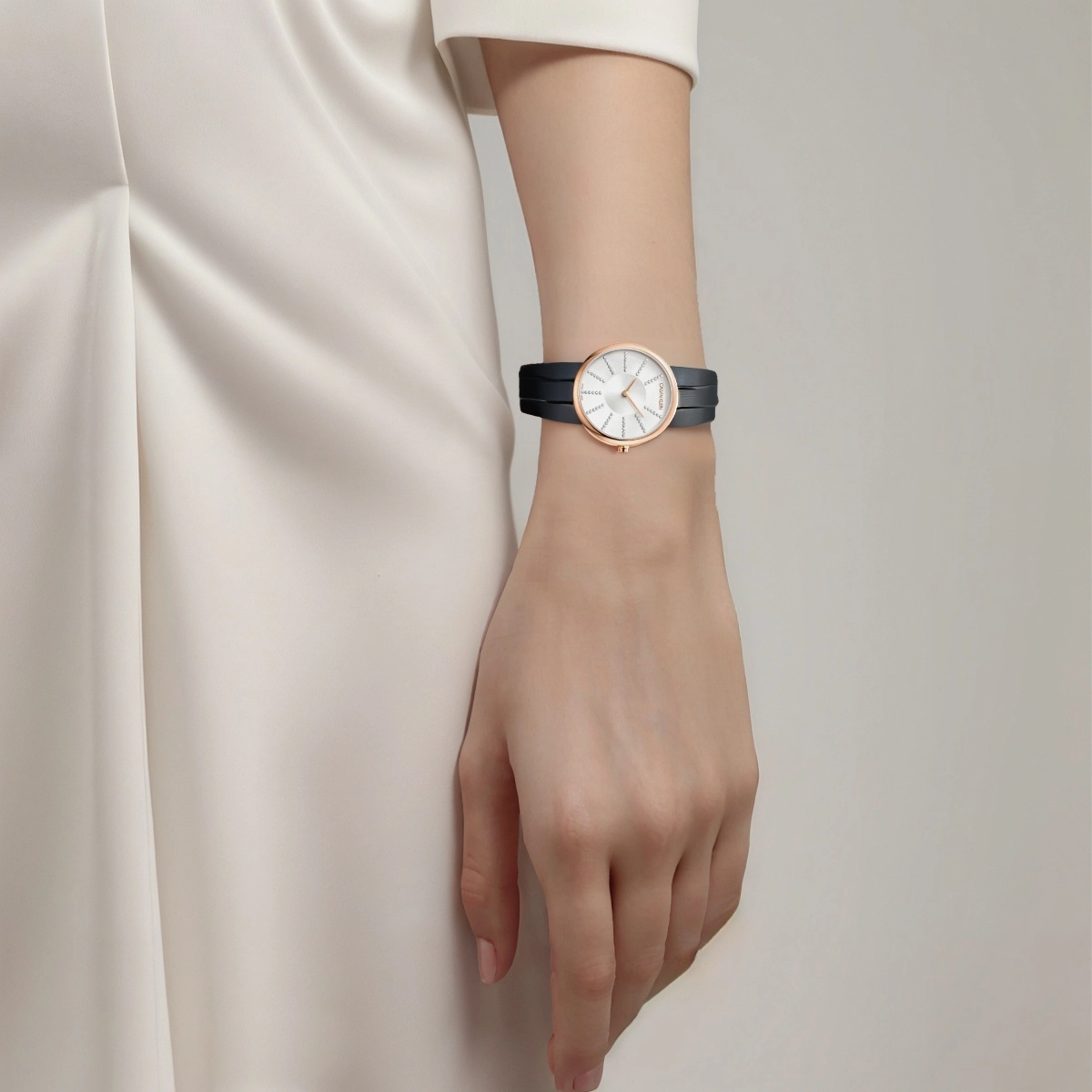 CKCalvin Klein 32mm