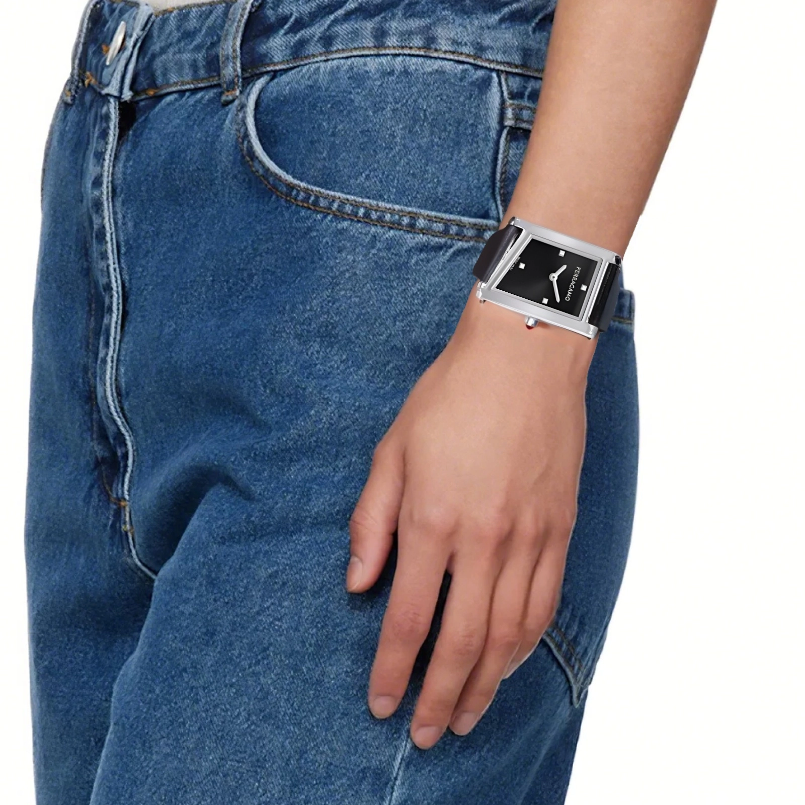 FERRAGAMO 22*36mm 30