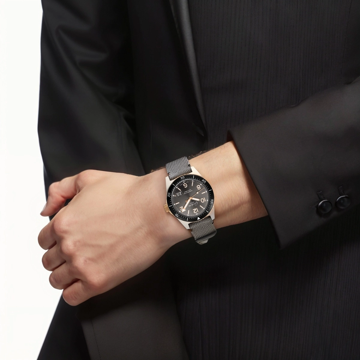 GLASHUTTE ORIGINALSPEZIALIST 300 40mm