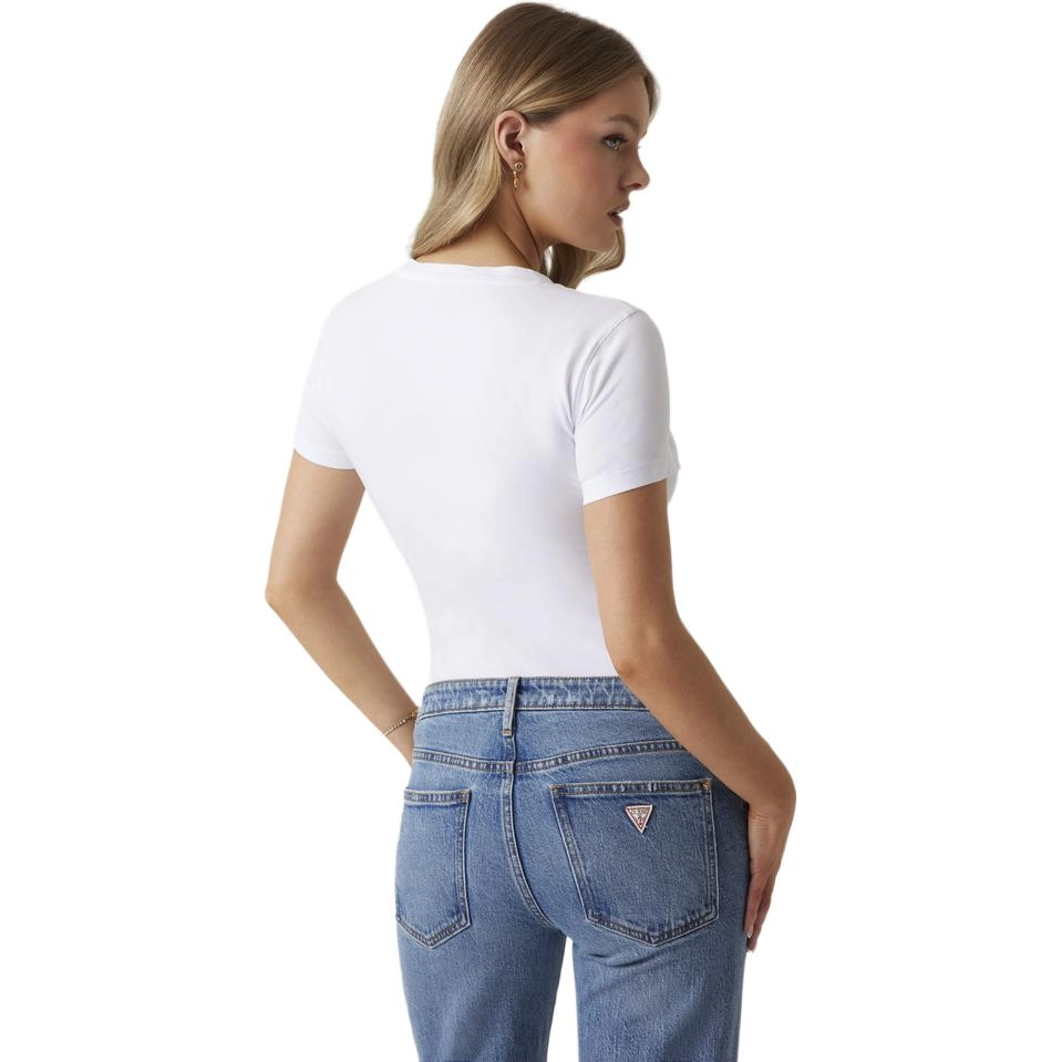 GUESS T