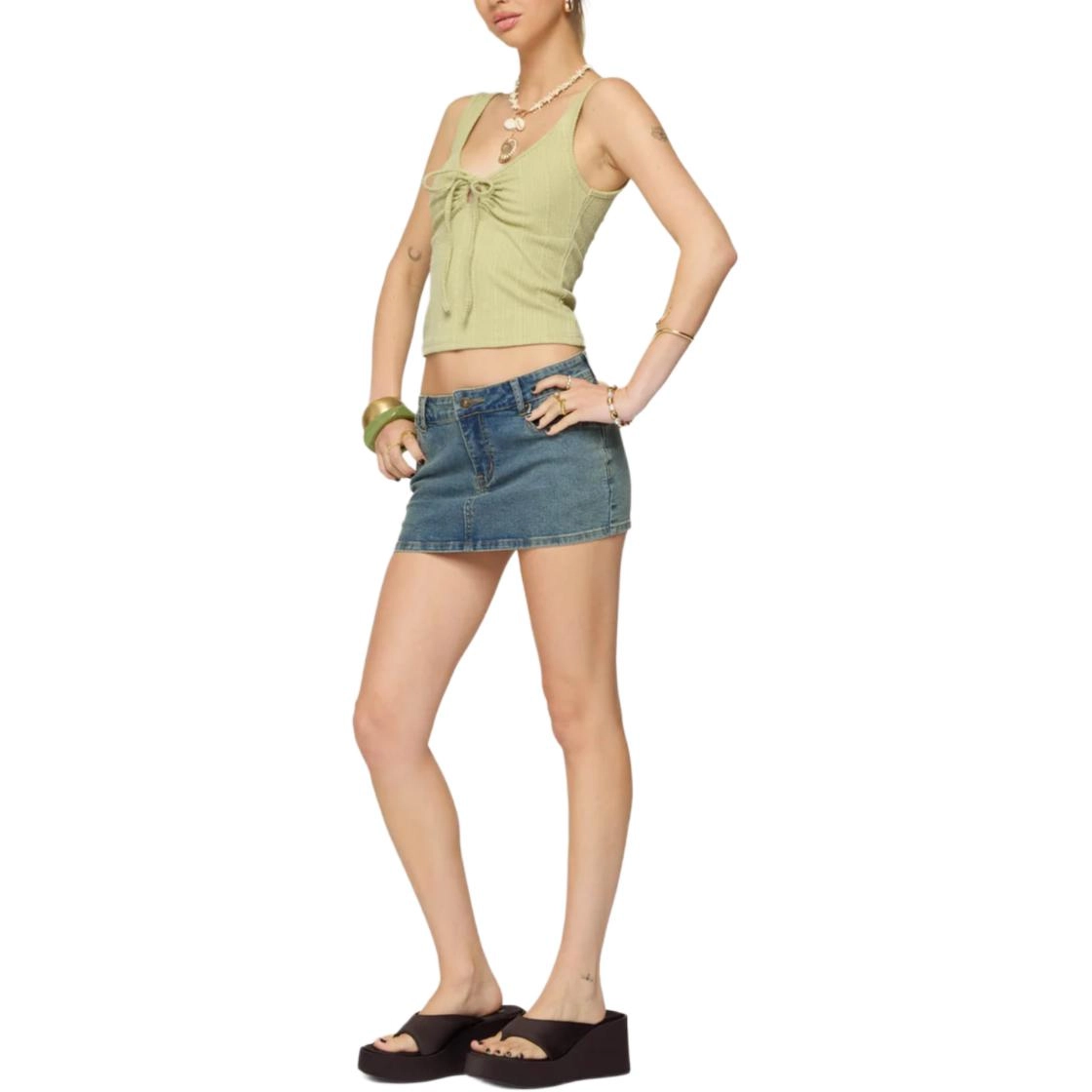 edikted Yarah Keyhole Textured Ribbed Tank Top