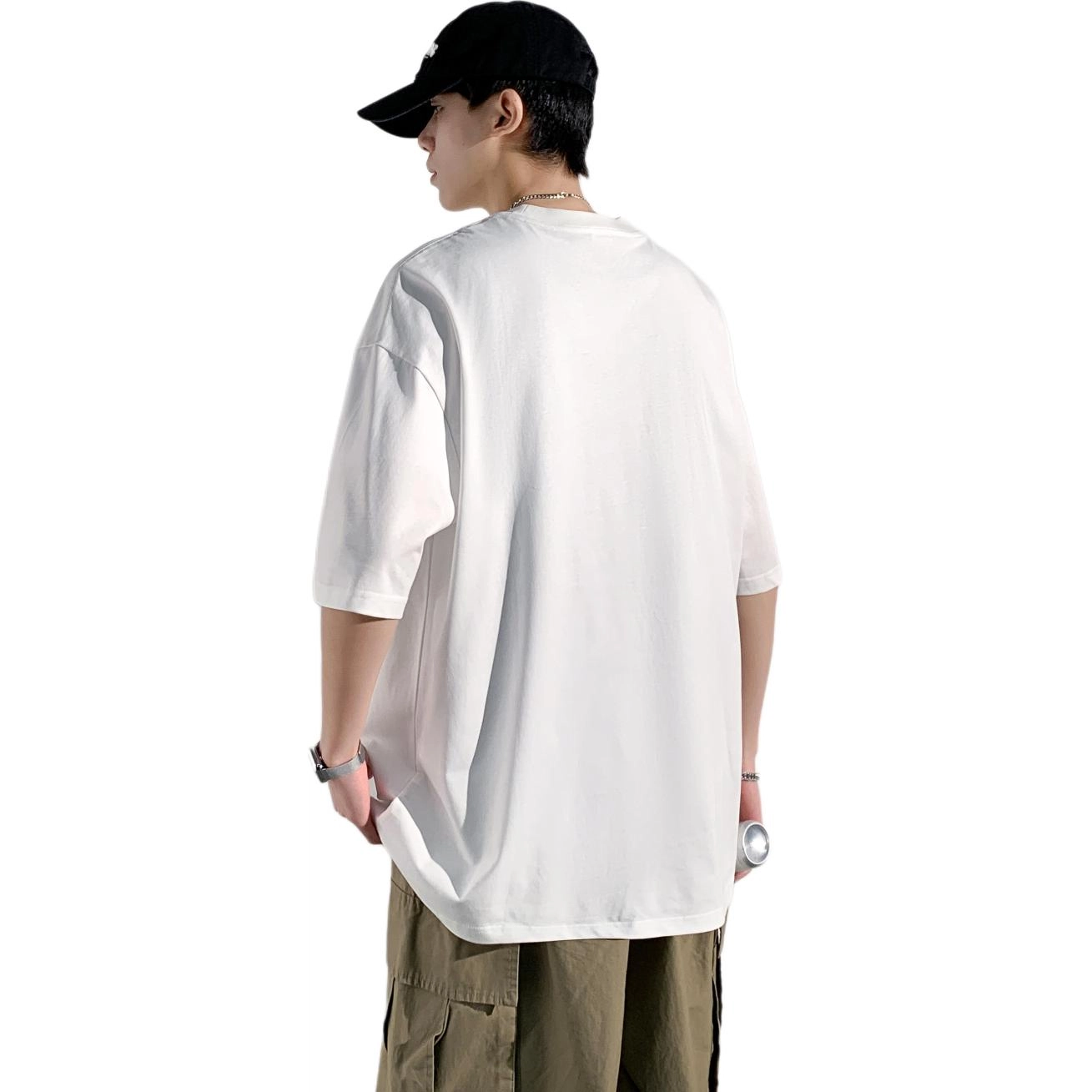 AWAO T