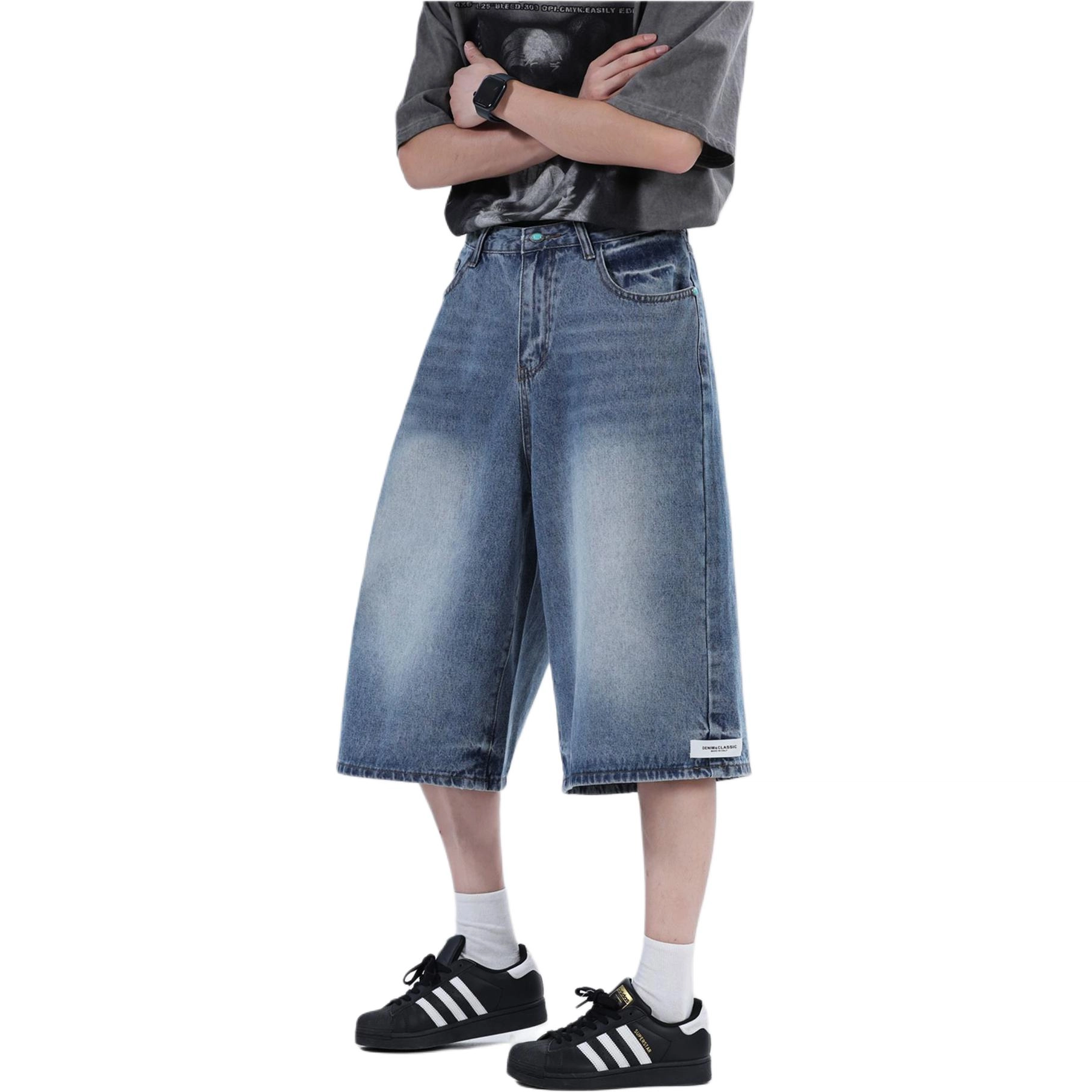 M JEANS STUDIOS 7