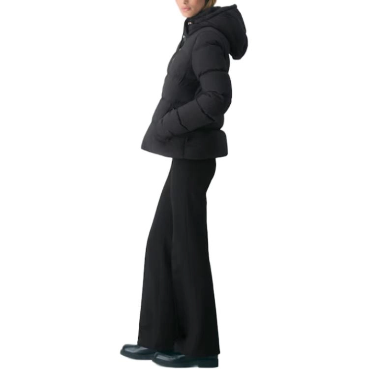 ARITZIA The SuperSnug Puff - cliMATTE