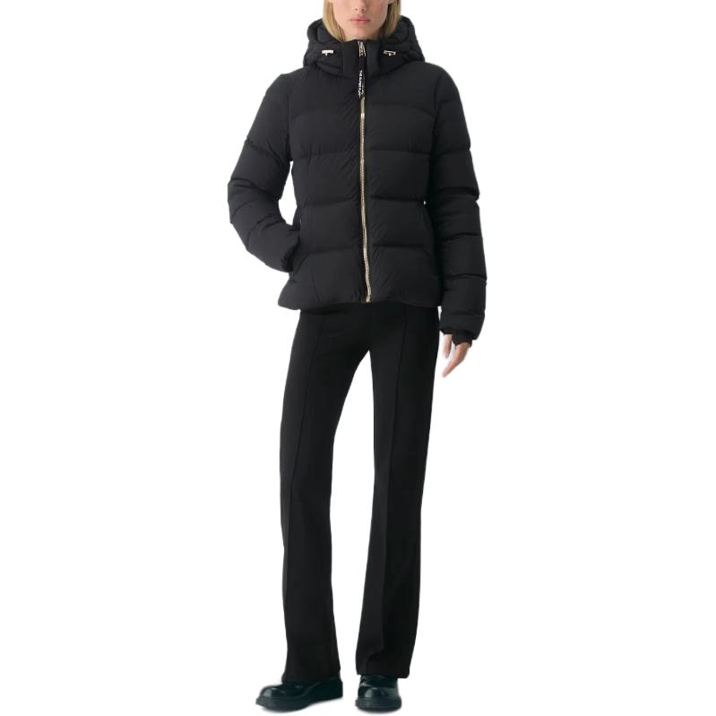 ARITZIA The SuperSnug Puff - cliMATTE