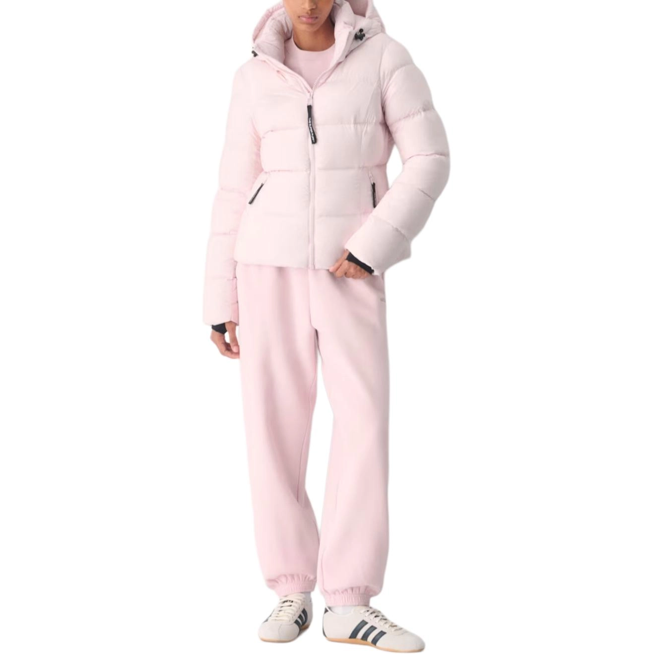 ARITZIA The SuperSnug Puff - cliMATTE