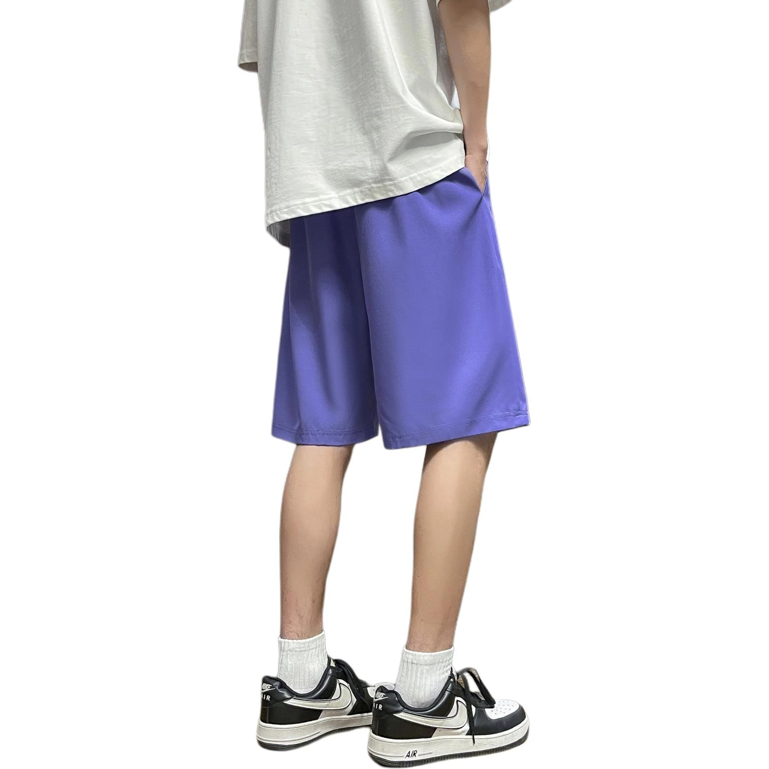 AWAO
