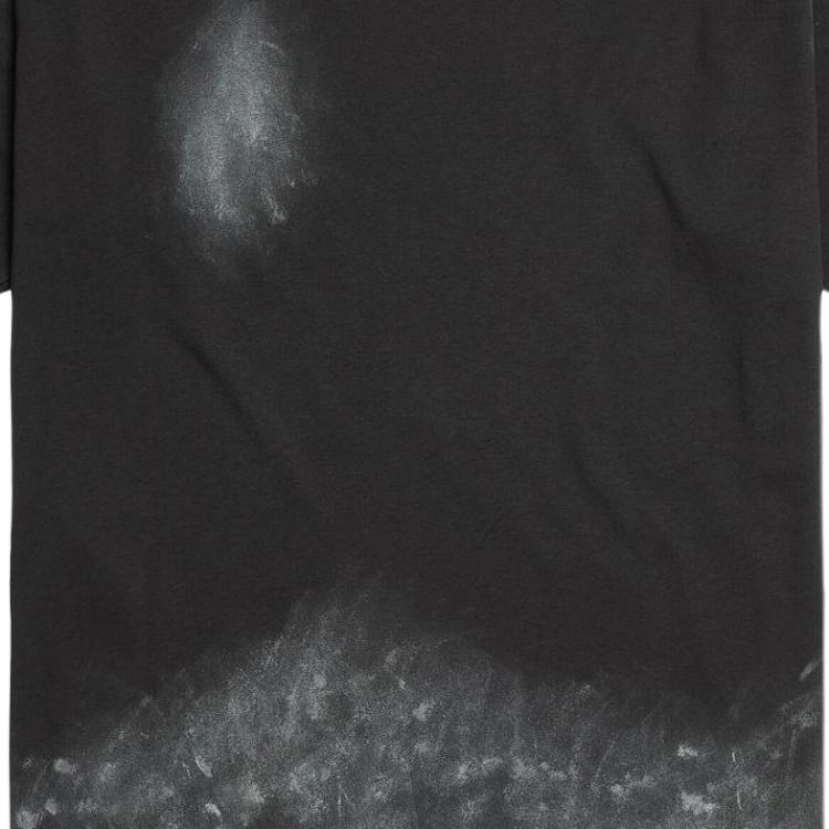 Balenciaga T