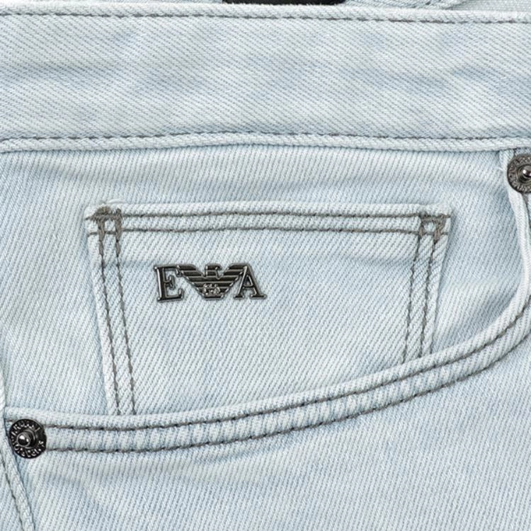 EMPORIO ARMANI EA SS25