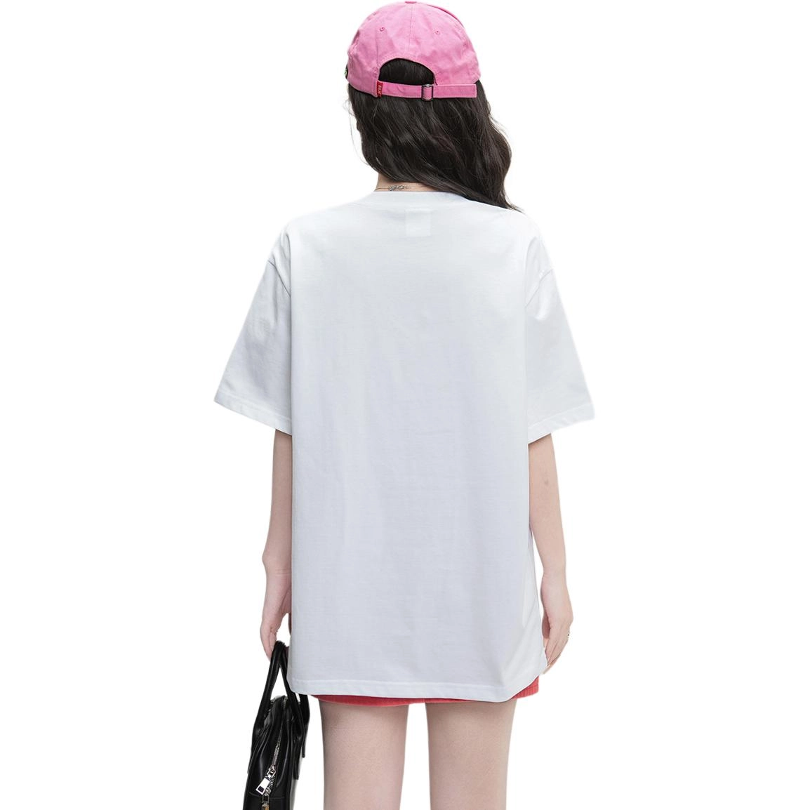 izzue Logo T