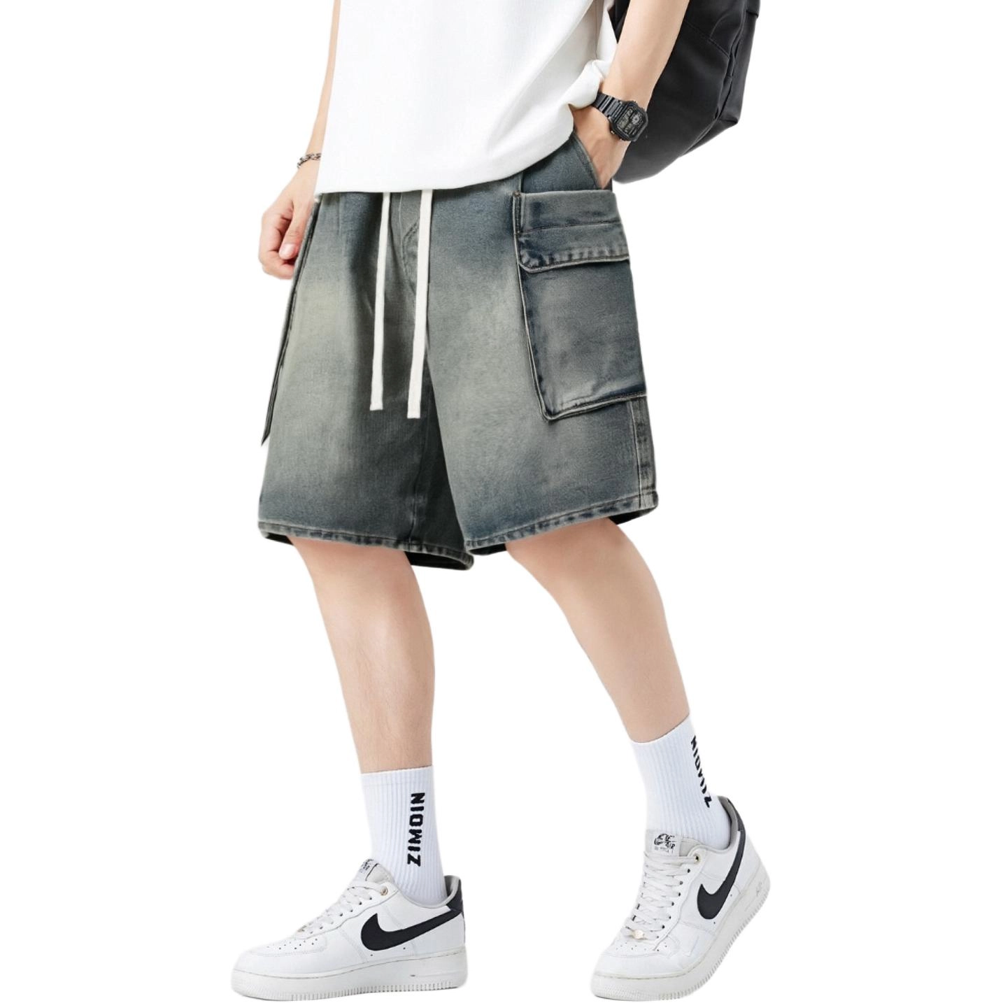 AWAO