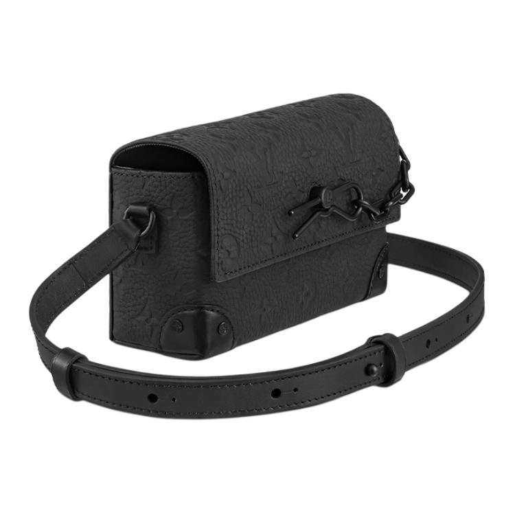 LOUIS VUITTON Steamer