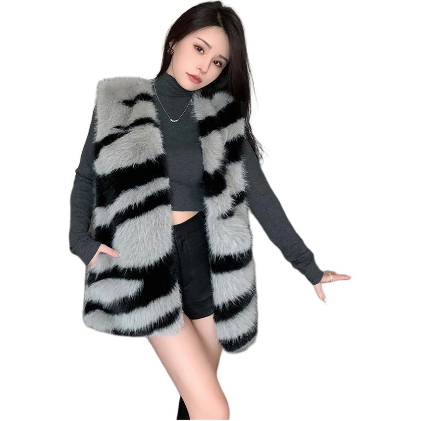 思蓓儿 千金气质马甲复古百搭宽松毛毛外套皮草 女款
