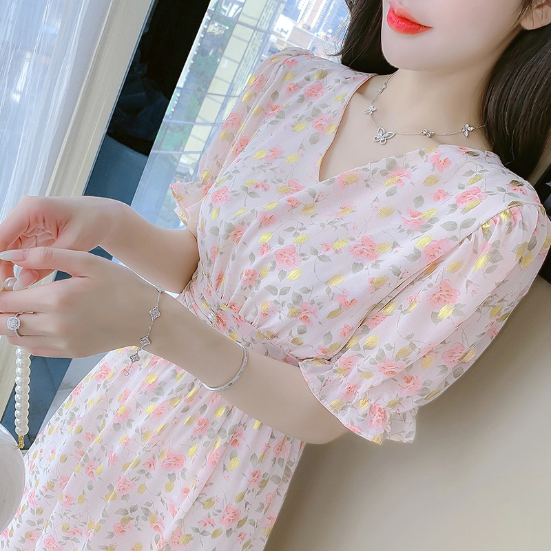 水中花 甜美减龄年轻漂亮高雅法式纯欲风碎花收腰遮肚短袖连衣裙 女款